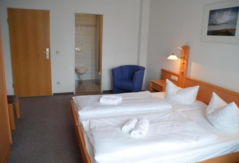 Номер Стандарт, Pension Pastow Garni