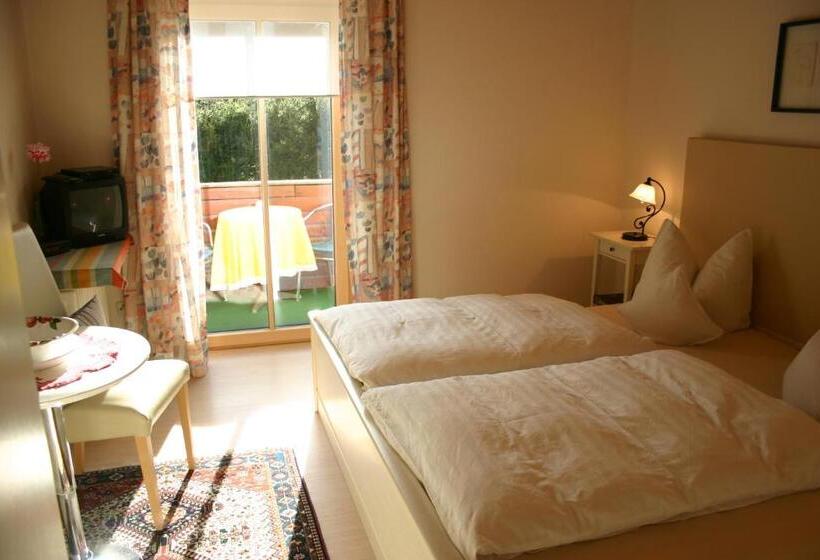 Номер Стандарт, Pension Hoisl