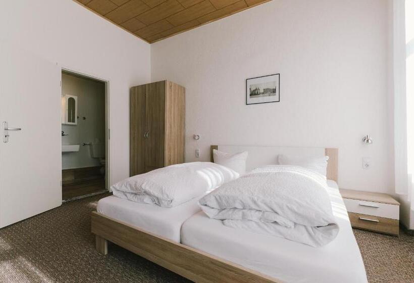 اتاق استاندارد, Menzels Pension Drehscheibe