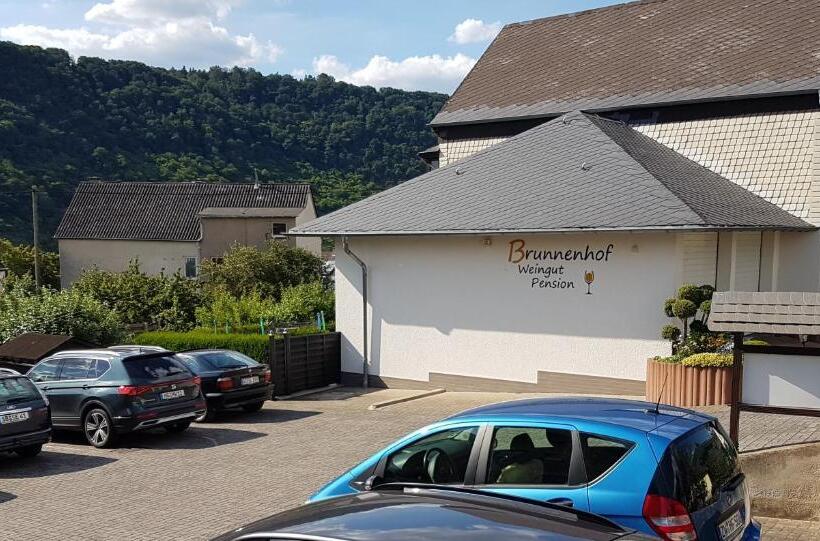 Номер Стандарт с Балконом, Brunnenhof