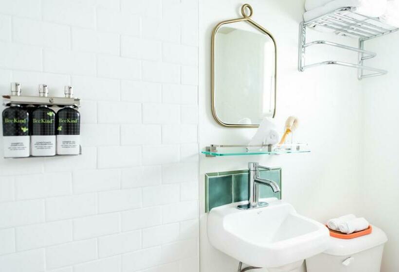 Quarto Estandar, Royal Palms Motel