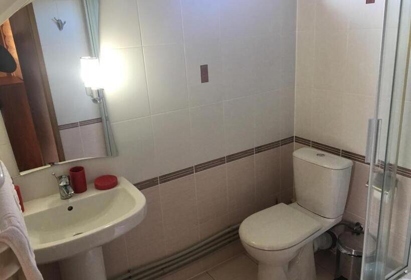 발코니가 있는 스위트, Guesthouse Kolo Druziv