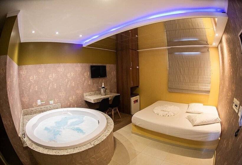 스위트, Motel Paradiso Carazinho   Adults Only