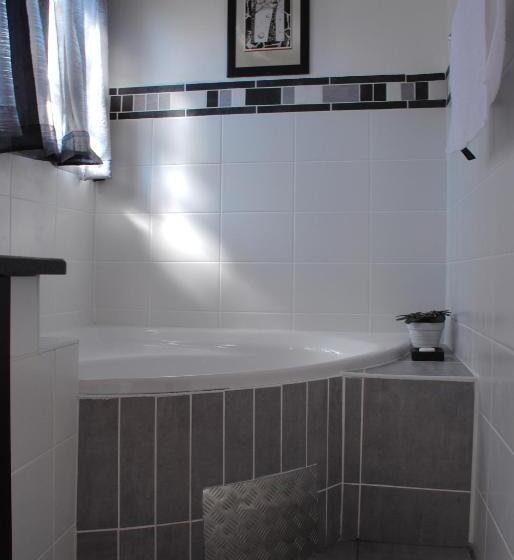 Номер Deluxe, Asante Guest House
