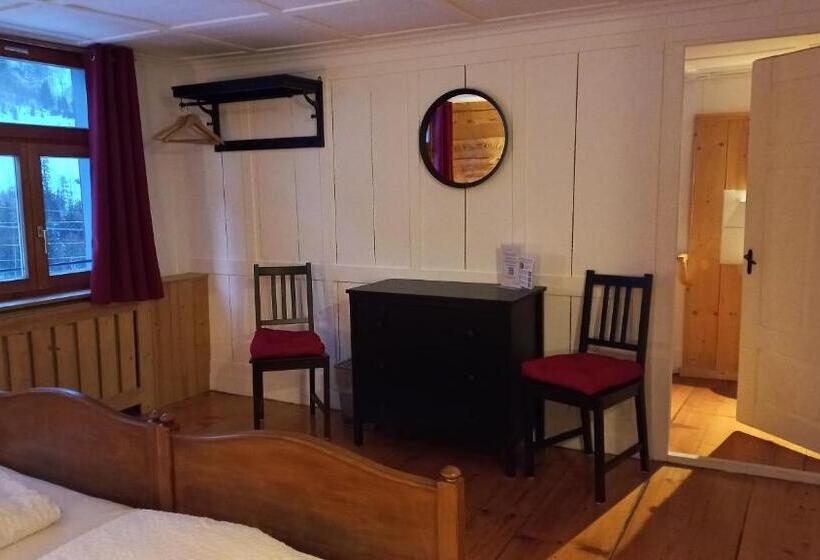 Семейный Номер, Landhaus Bad Hopfreben