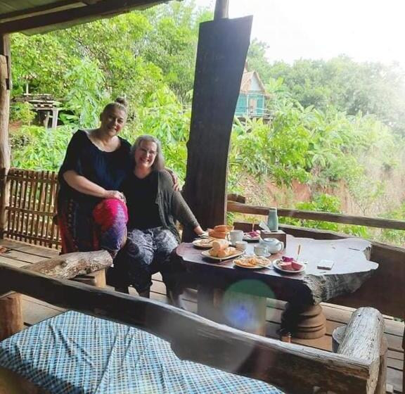 家庭洋房, Tree Lodge Banlung