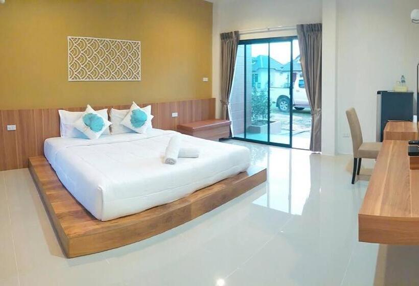 חדר סטנדרט עם מיטת קינג, Suwi Coco Ville Resort