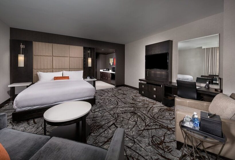 Номер Стандарт Адаптированный для Инвалидов, The Hotel At The University Of Maryland
