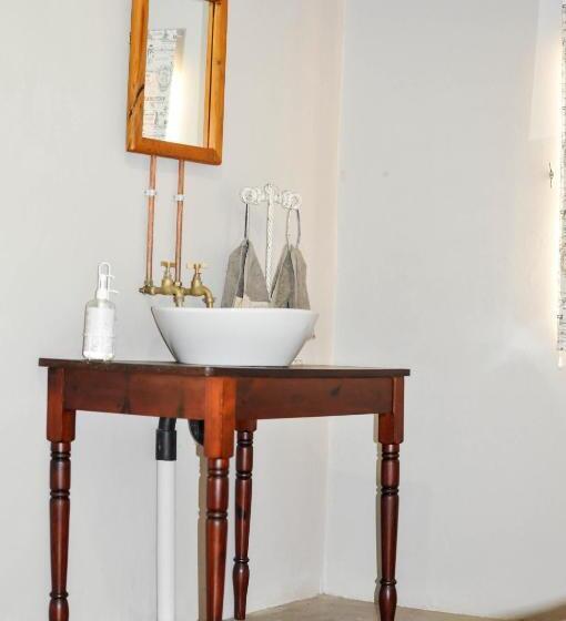 Дом 1 Спальня, Avonsrus Guesthouse