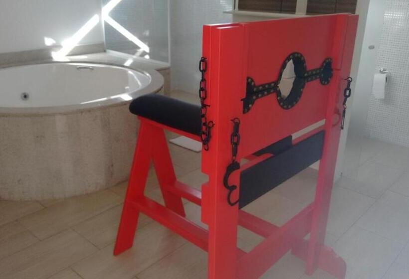 استودیوی استاندارد, Prime Motel
