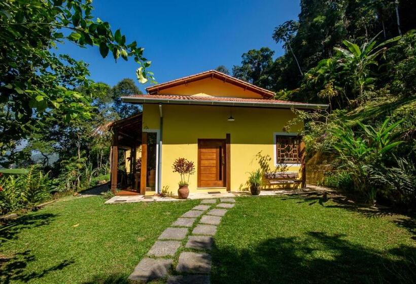 침실 1개 주택, Bus Stop Paraty
