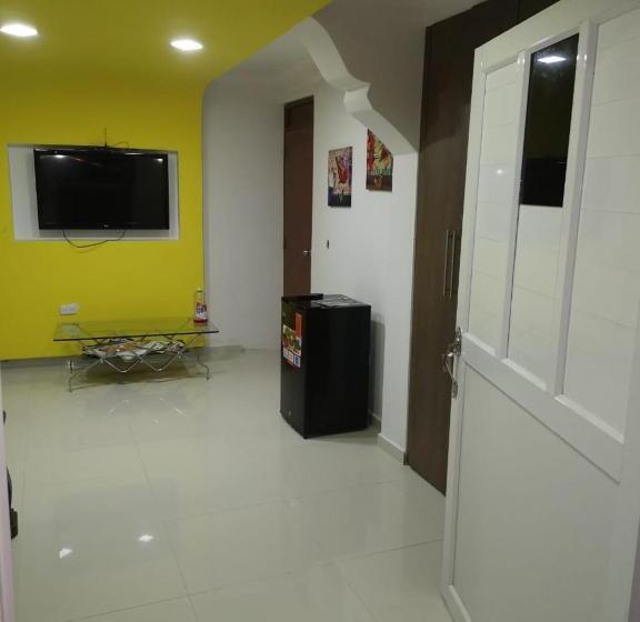 家庭间, Apartamentos Isla Tropical