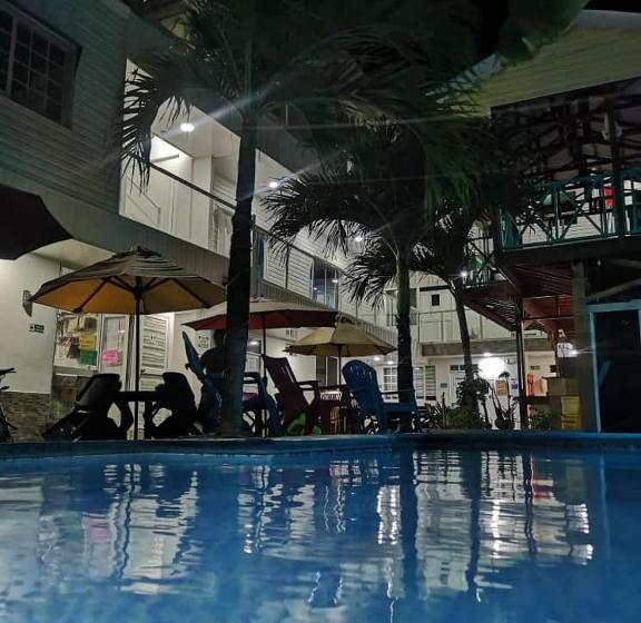 四人标准间, Apartamentos Isla Tropical