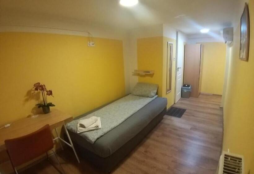 스탠다드 싱글 룸, Deniz Guesthouse