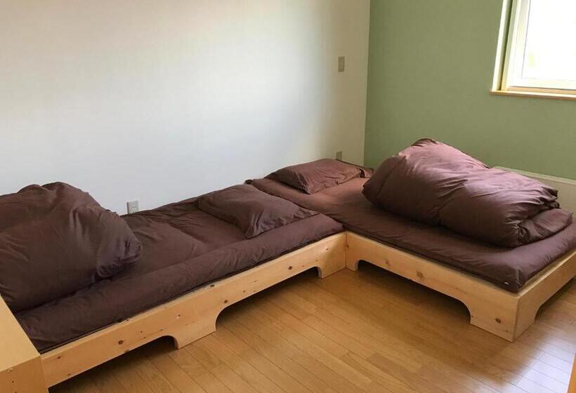 带共用浴室的标准房间, Niseko Guesthouse Nalu