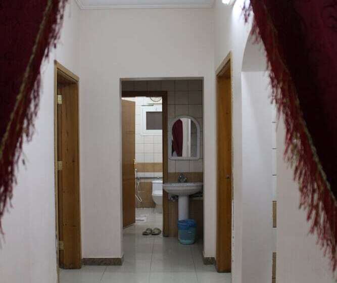 Апартаменты 3 Спальни, Al Eairy Furnished Apartments Al Baha 2