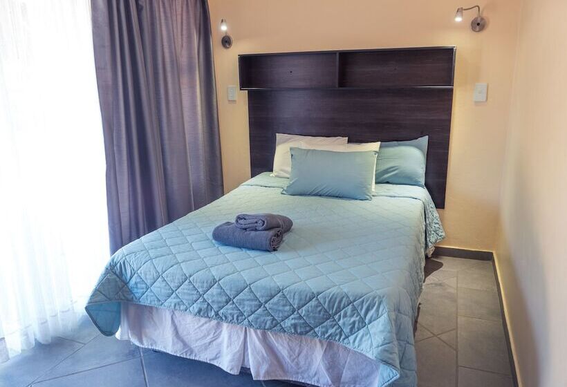 בקתת חדר, Hartbeespoort Holiday Resort