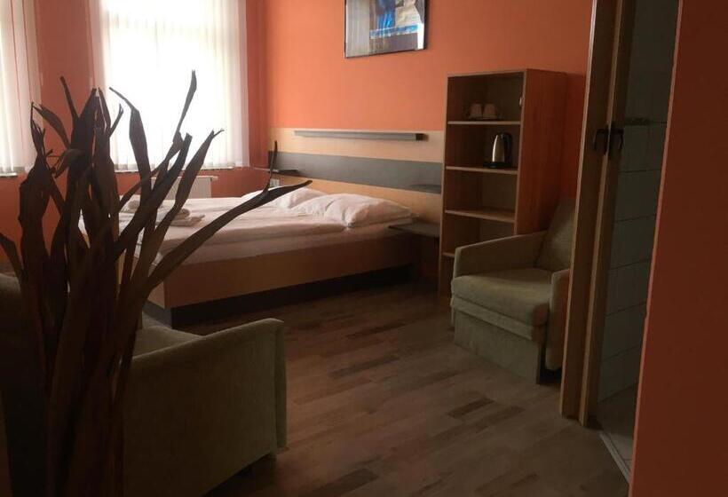 Номер Deluxe, Penzion Obora
