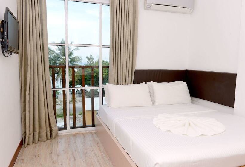 اتاق لوکس با چشم‌انداز دریا, Express Inn At Hulhumale