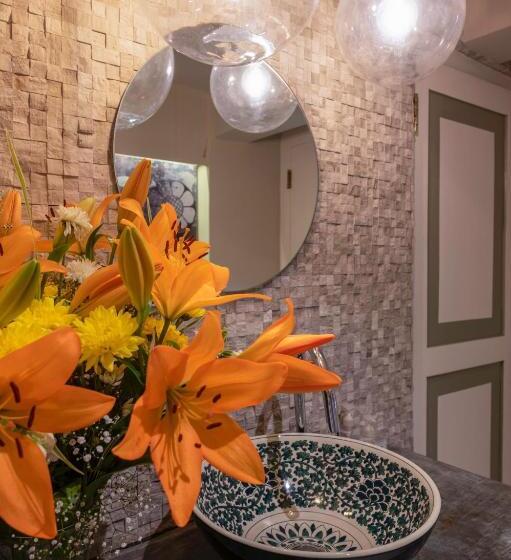 Стандартный Номер Кровать Кинг, 55tg Boutique Suites