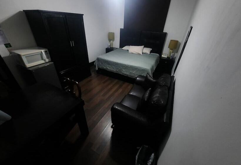 استودیوی استاندارد, Garcias Suites Y