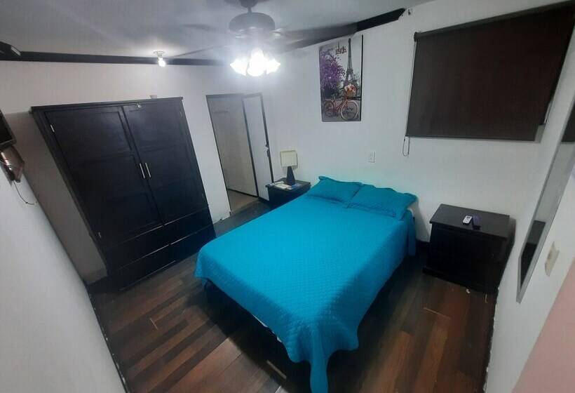 استودیوی استاندارد, Garcias Suites Y