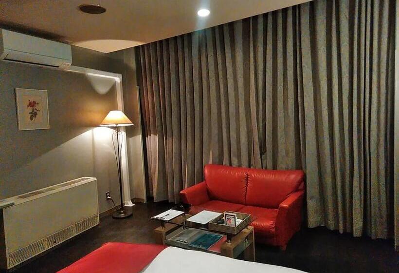 اتاق استاندارد, Liberty Kochi