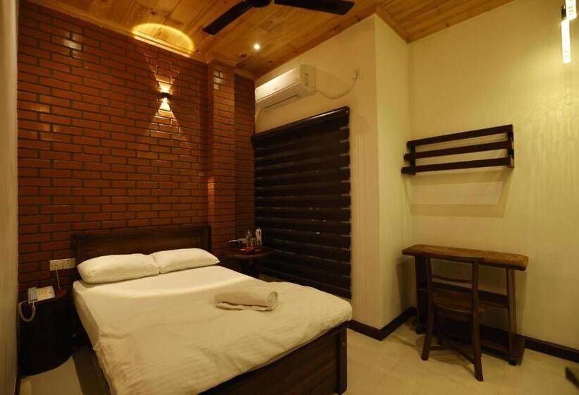 Quarto Estandar Individual, J