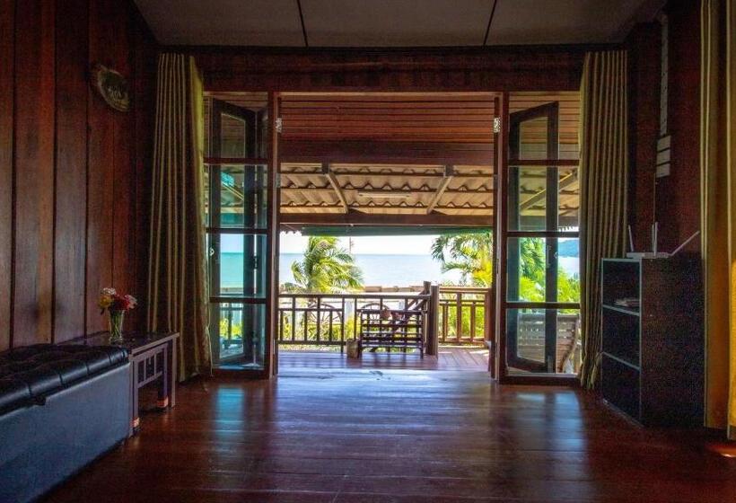 منزل غرفتين نوم, Seesea Thai Wooden House On Beachfront