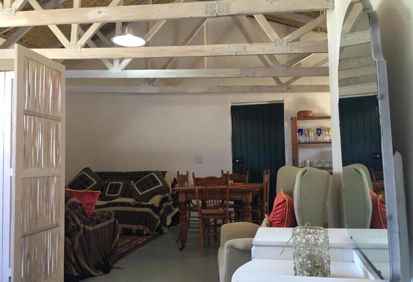 Бунгало Стандарт, Kookfontein Farm Cottages