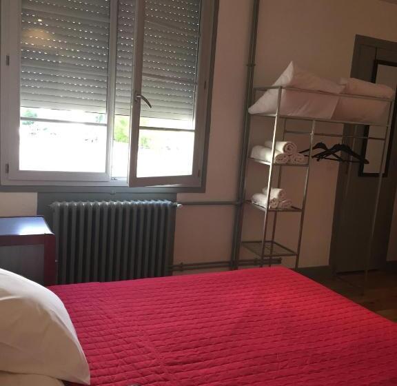 غرفة قياسية رباعية, Relais Sud