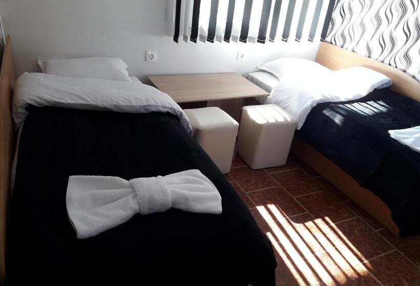 اتاق استاندارد, Guest House Tedi
