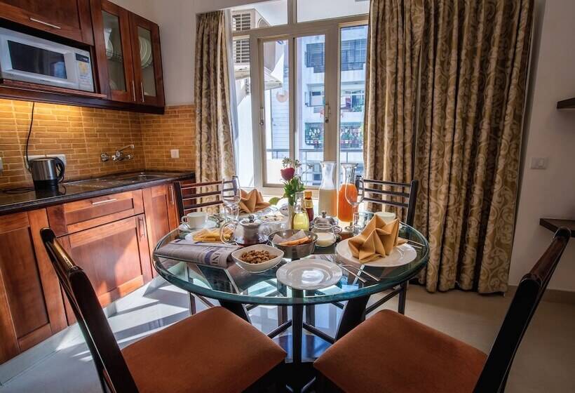Апартаменты Deluxe 1 Спальня, Rosewood Apartment Hotel   Pantnagar