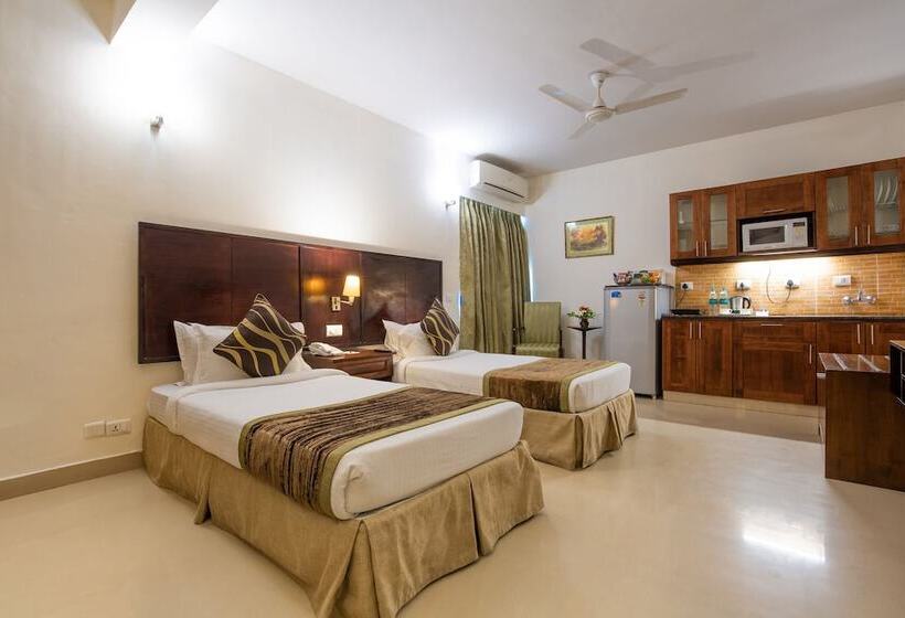 Студия Стандарт, Rosewood Apartment Hotel   Pantnagar