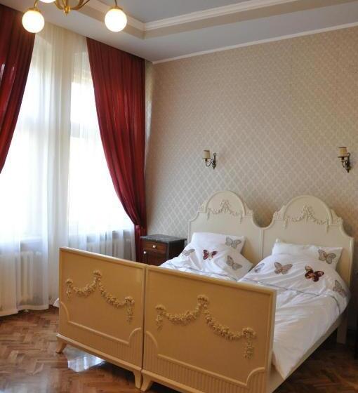 اتاق لوکس با بالکن, Guest House Anna Caffe