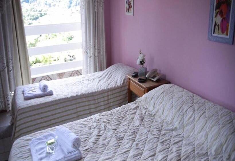 Трежместный Номер Economy, Pousada Bariloche