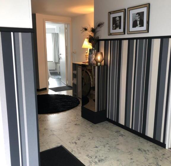 דירת חדר עם טרסה, Guesthouse Poppies