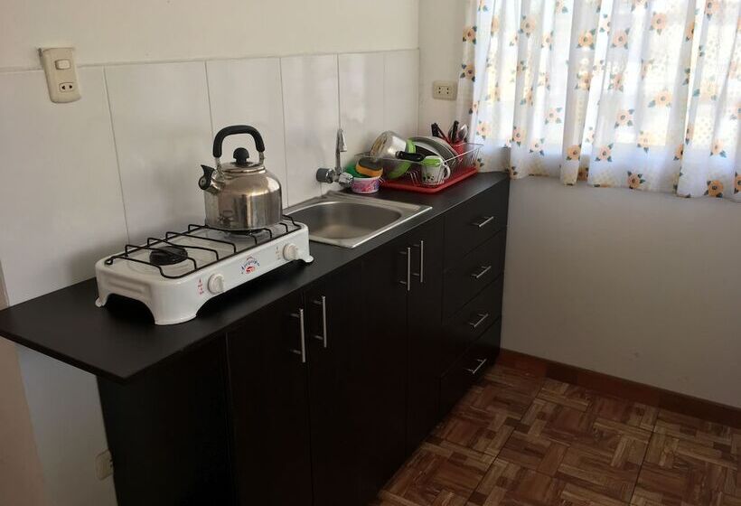 דירת חדר, La Casa De Chamo