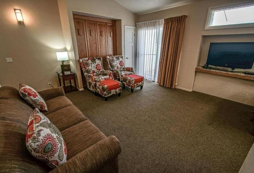 Дом 2 Спальни, Multi Resorts At Villas At Southgate