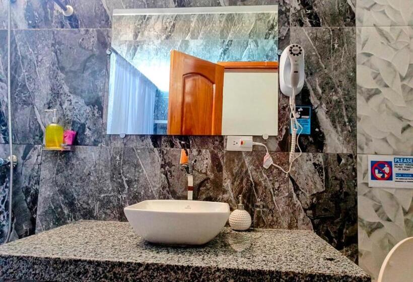 Четырехместный Номер Стандарт, Patty House Galapagos