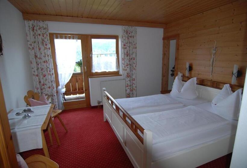 Номер Стандарт с Балконом, Altenhauser Hof
