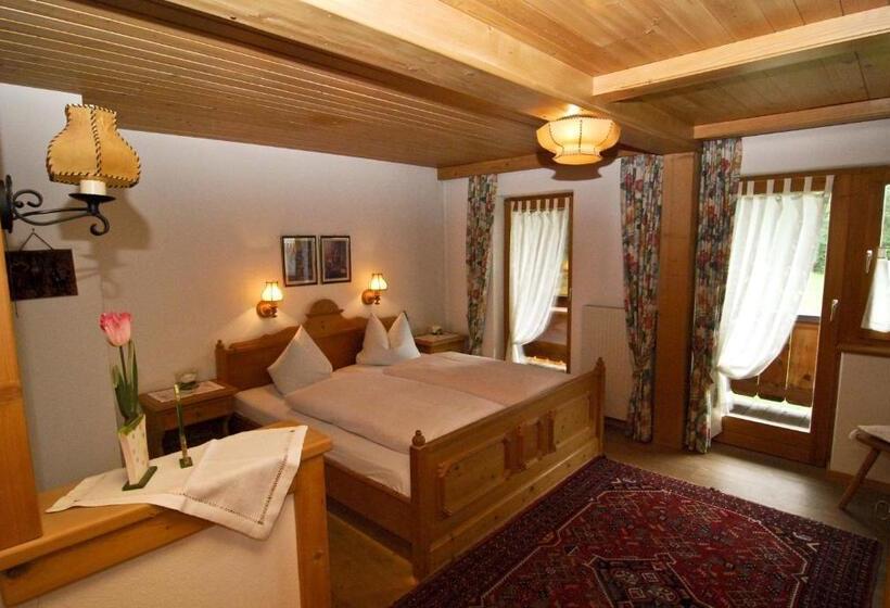 Номер Стандарт с Балконом, Altenhauser Hof
