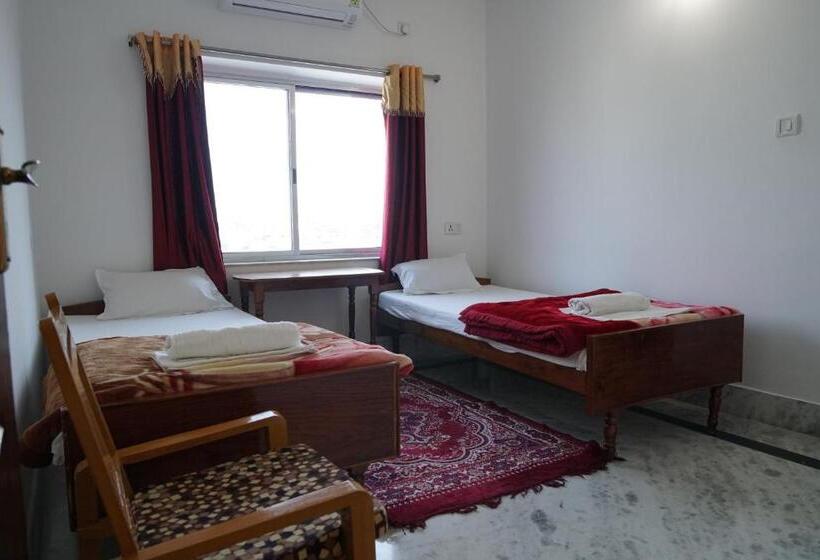 חדר דלוקס, Rahul Guest House