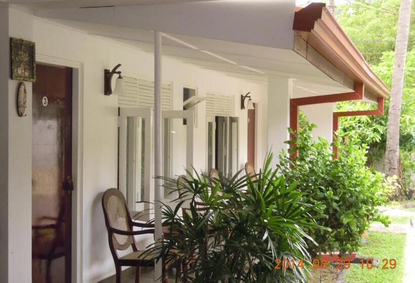 Трехместный Номер Deluxe, Devi Tourist Home