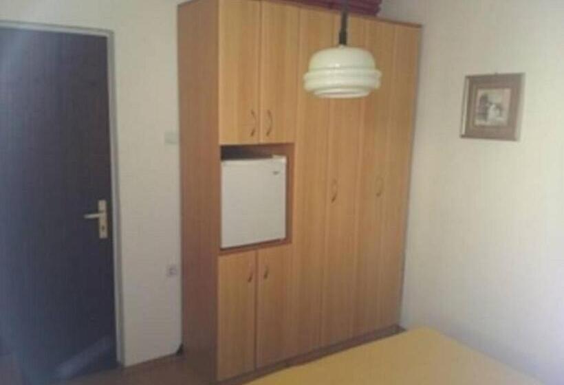 اتاق استاندارد با بالکن و چشم‌انداز دریا, Guest House Plima 2