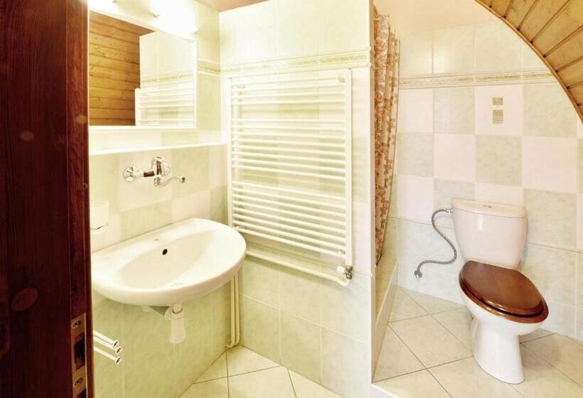 Quarto Estandar com Terraço, Penzion Uno