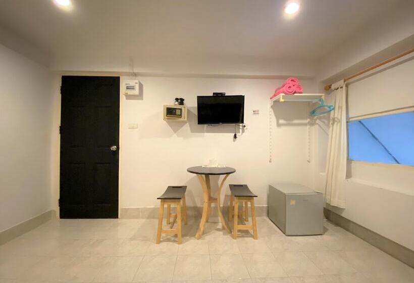 스탠다드 트리플 룸, Som Guesthouse