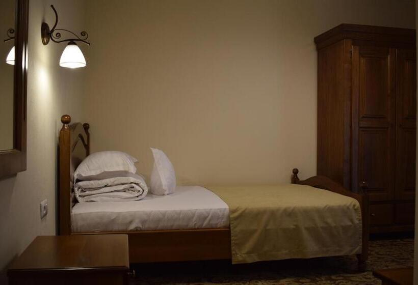 Quarto Estandar Individual, Vila Preciosa