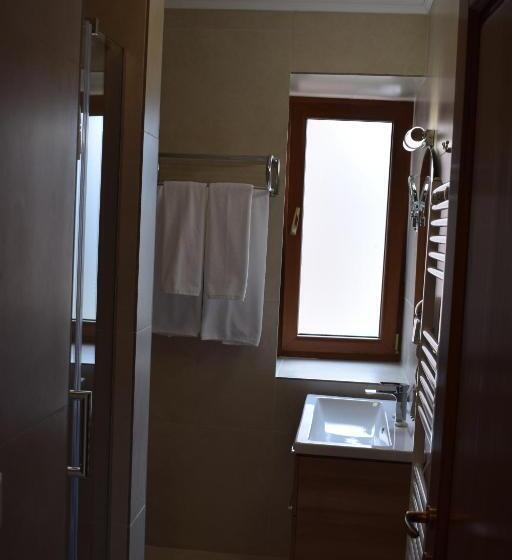 Quarto Estandar, Vila Preciosa