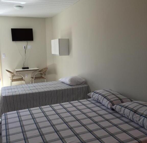 Номер Стандарт Трехместный, Pousada Casa Bella
